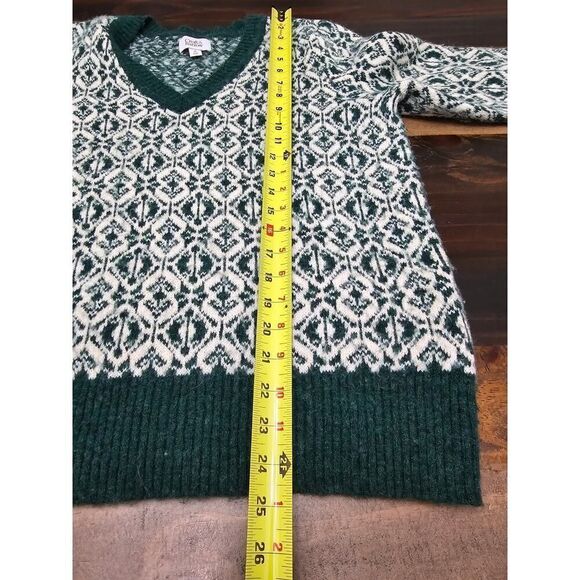 Croft & Barrow Jacquard Sweater Green Christmas Grandpa Core V Neck Size M - Picture 7 of 8